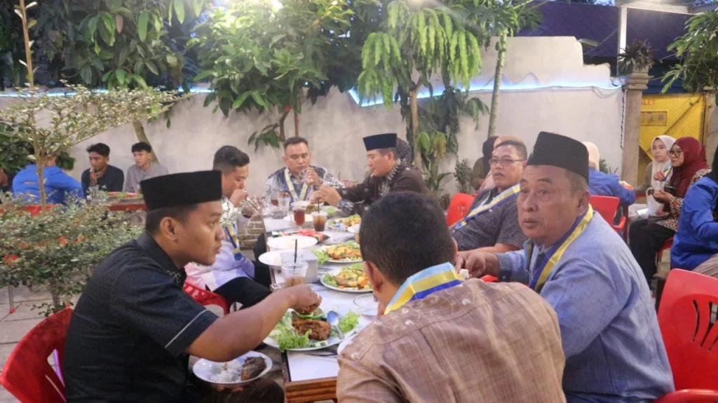 PCP PMII Batu Bara usai berbuka puasa bersama