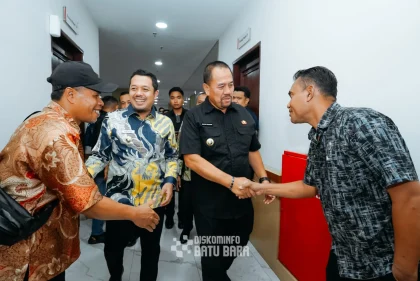 Bupati Baharuddin Bahas Sekolah Rakyat Bersama Mensos
