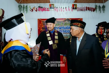 Dukung Lansia Sehat, Bupati Batu Bara Hadiri Wisuda Lansia